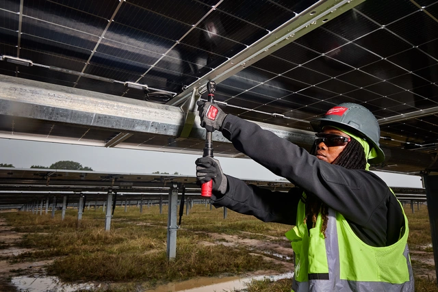 MOMENTNØKKEL 1/2" DR. KLIKK 40–200 NM 4932500851 - Milwaukee 