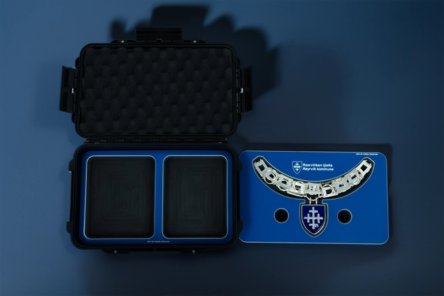 OPPBEVARING ORDFØRERKJEDE OPTI 04 Inkl utvikling, HDFI og utv.merking. 