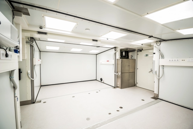 MOBILE HOSPITAL ISO CSC 20 foot container 