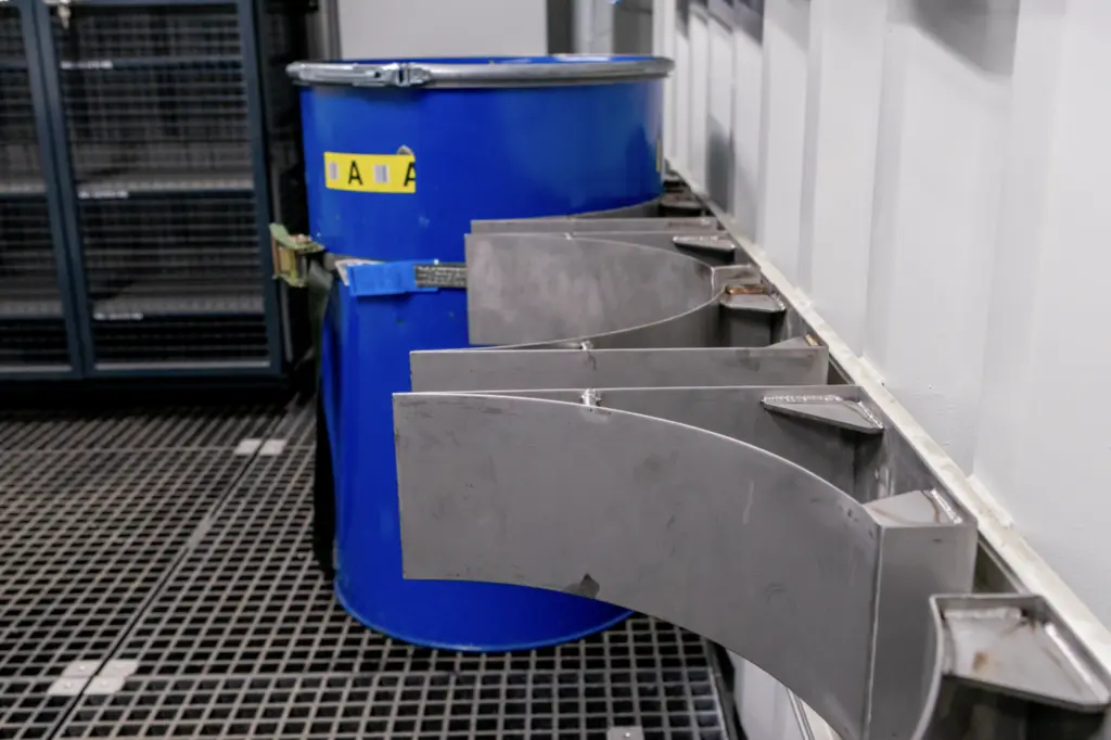 HAZMAT CONTAINER ISO 20FT Low Cube 