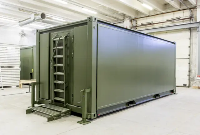 COMMAND CENTER CONTAINER ISO 20FT 3-1 2-WAYS EXPANDABLE 