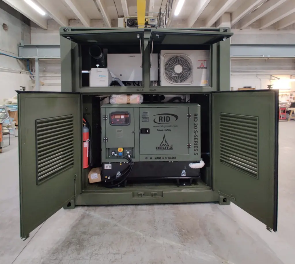 COMMAND CENTER CONTAINER ISO 20FT 3-1 2-WAYS EXPANDABLE 