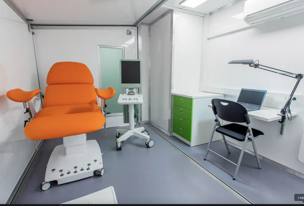 MOBILE XL FLEXUNIT TRUCK 3 in 1 solution, 7200kg, 33m2 