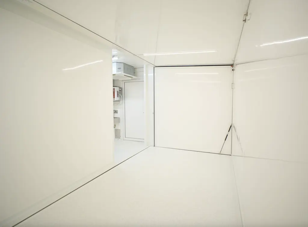 MOBILE XL FLEXUNIT TRUCK 3 in 1 solution, 7200kg, 33m2 