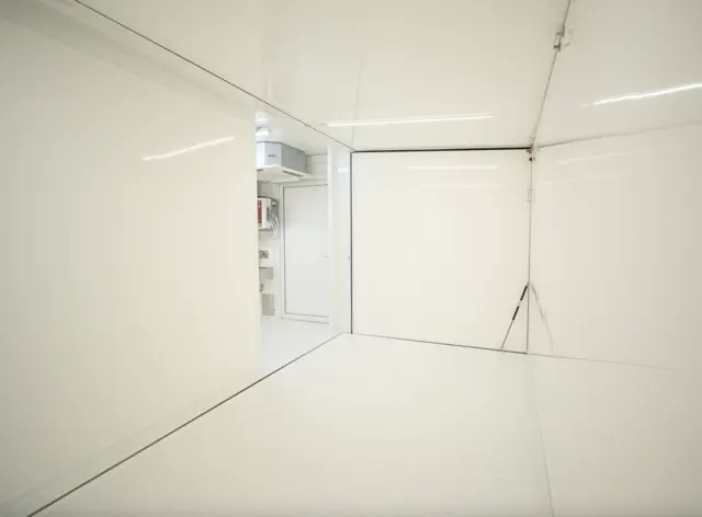 MOBILE XL FLEXUNIT TRUCK 3 in 1 solution, 7200kg, 33m2 