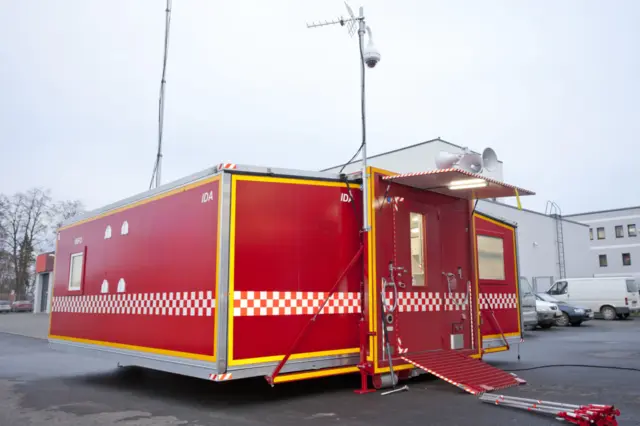 RESCUE & SAFETY CONTAINER ISO 20FT 3-1 2-WAYS EXPANDABLE 