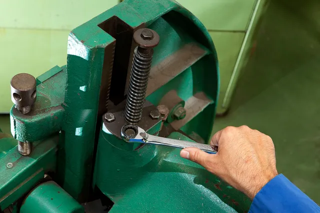 KOMB. NØKKELSETT M/ SKRALLE 8-19MM 12STK EXPERT by FACOM® 