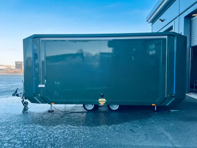 MOBILE FLEXMODULE TRAILER EXT. DEFENCE 3 in 1 solution, 3500 kg, 28m2 