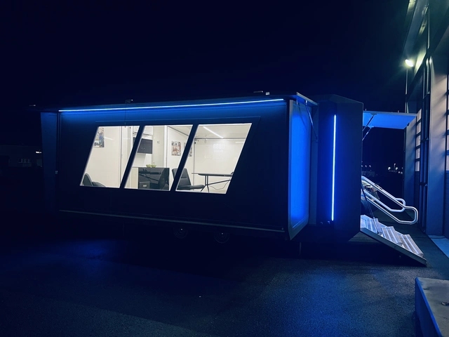 MOBILE FLEXMODULE TRAILER EXT. DEFENCE 3 in 1 solution, 3500 kg, 28m2 