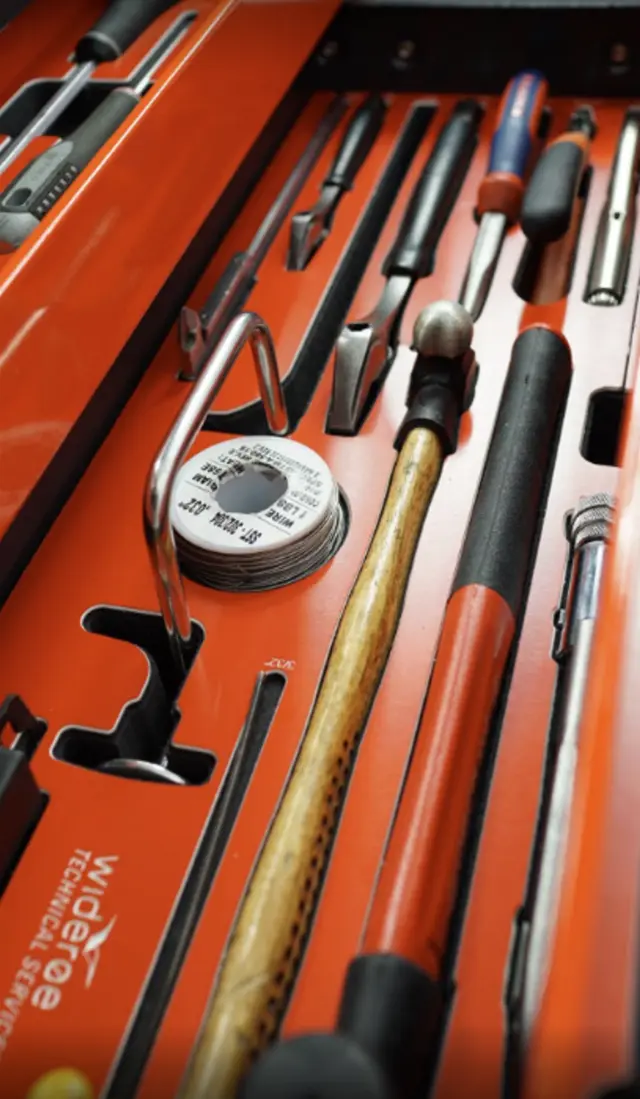 TOOL CHEST PORTABLE AVIATION WING V2.2 Custom fitted for Dash 8,E190-E2 Wideroe 