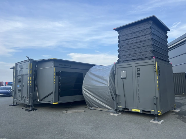 MOBILE DRAG / PARA CHUTE DRYING TOWER For drying 6 ea. drag / para chutes 