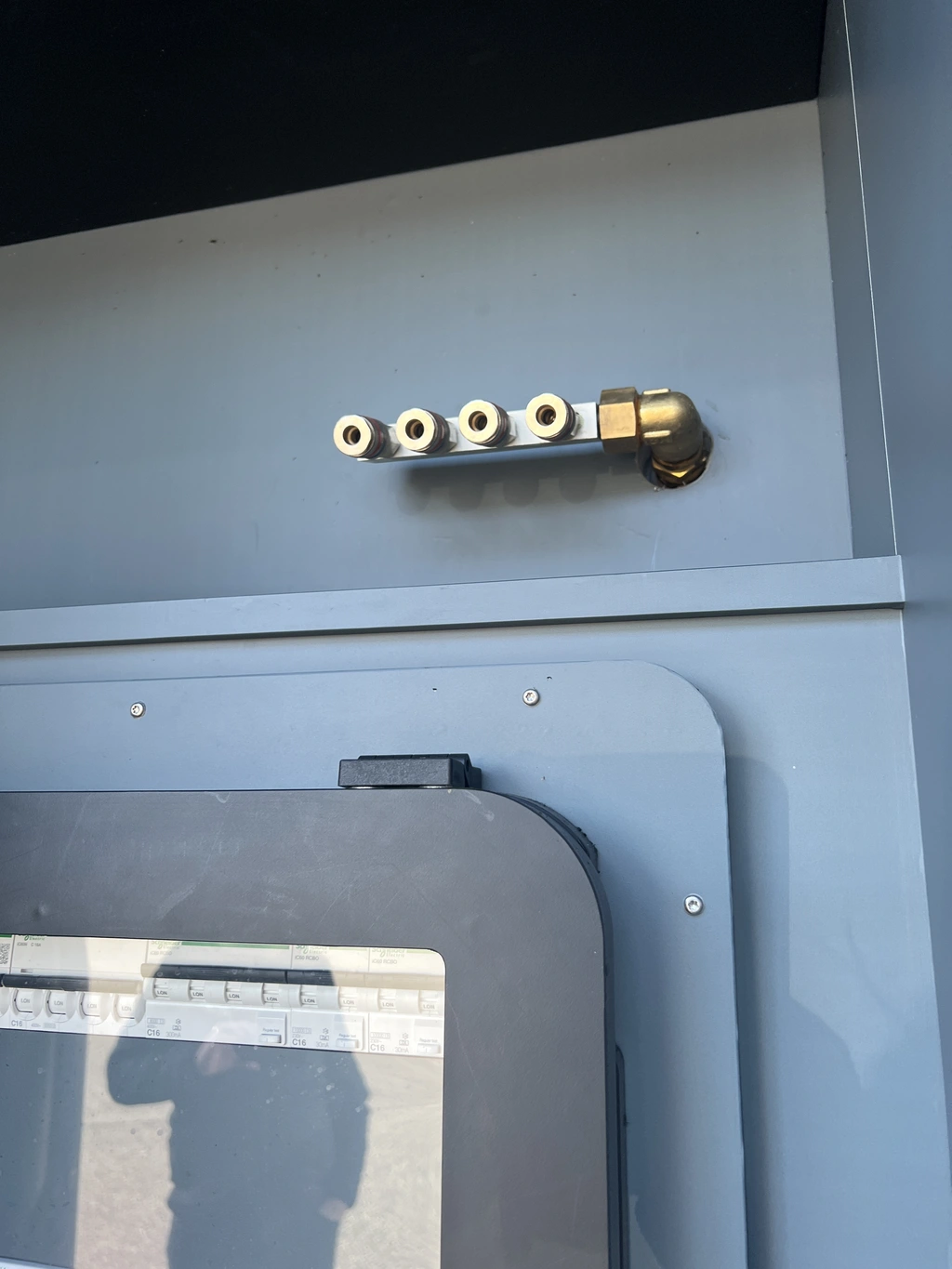 POWER CUBE HYBRID 406041 GREEN ENERGY Compressor, Generator, UPS & Solarfoil 