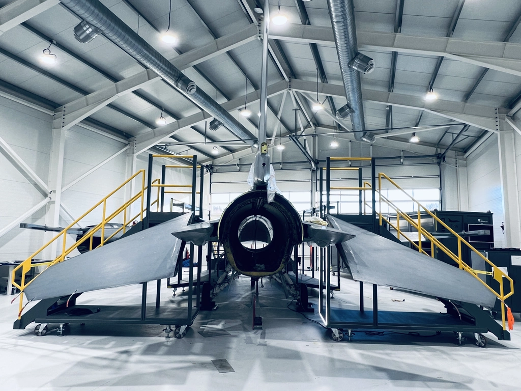 F-16 AIRCRAFT SERVICE MAINTENANCE MODULE Fuselage stands LH/RH, 4 PCS, FTA 