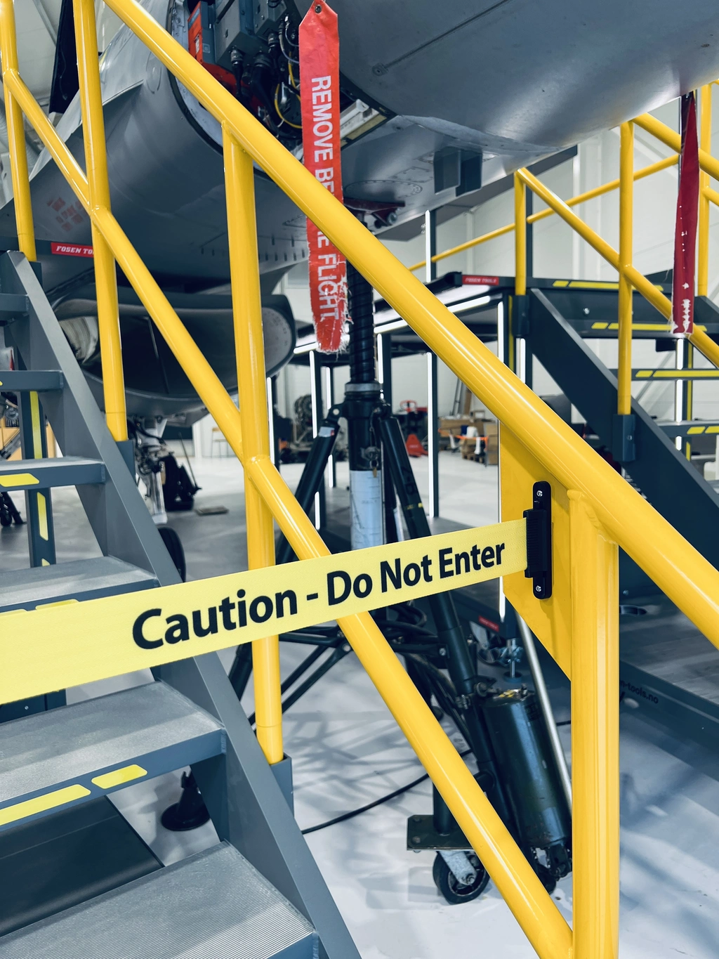 F-16 AIRCRAFT SERVICE MAINTENANCE MODULE Fuselage stands LH/RH, 4 PCS, FTA 