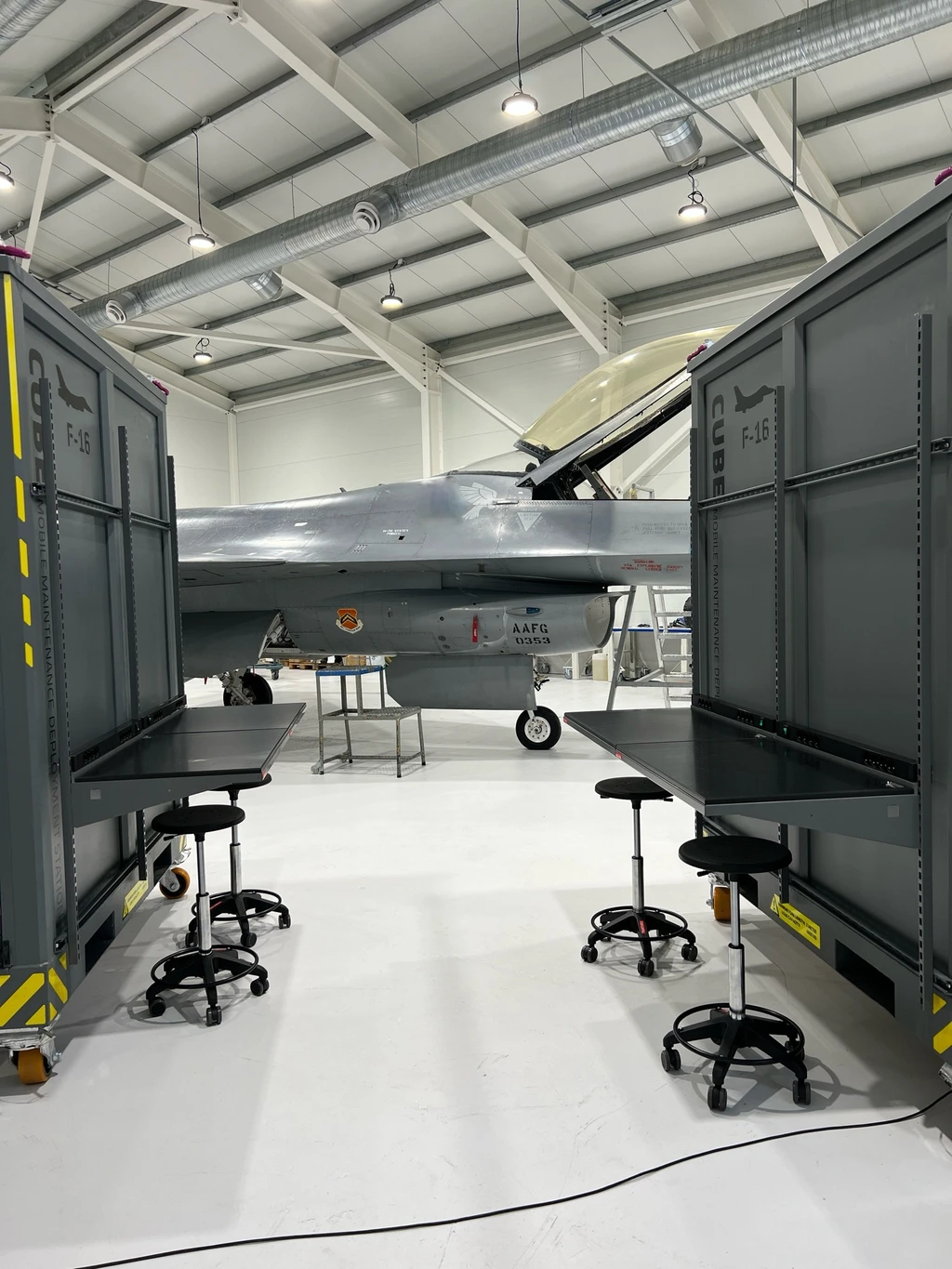 MOBILE MAINTENANCE WORKSTATION CUBE Aircraft workstation, Deployment, FTC 