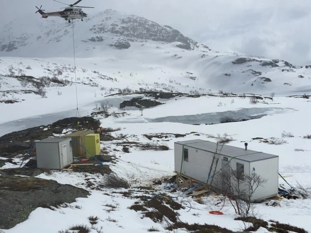 SPISEMODUL + KJØKKEN 431 HELIKOPTER LØFT L4353xB2460mm, Kjøkken og spiserom 
