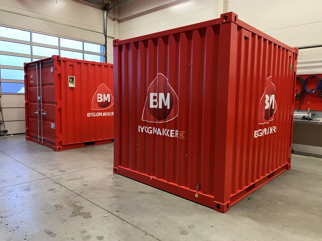 CONTAINER 8 FOT BM type 2 - RAL3020 BM type 2 - Lys + varme UTEN  innredning 