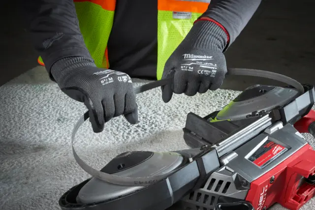 HANSKE MONTERING KUTT E STR: 9/L Nitril - Milwaukee 