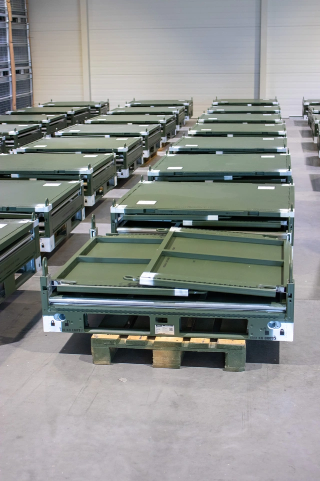 BOKS JMIC SAMMENLEGGBAR ALU 1300 x 1110 x 1090mm, 150 / 1500kg 