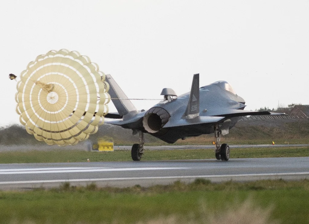 F-35 DRAG CHUTE SYSTEMS CONSUMABLE KIT 717276-1 for F-35A Drag-Chute 