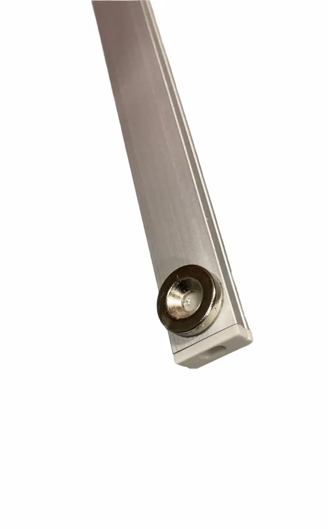 LYSLIST LED 830MM M/ MAGNET 4000K 11.5W, Gigant 