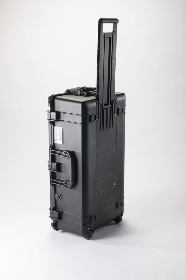 KASSE PELI AIR 1615 SORT U/INNHOLD Innv. Mål: 752X394X238 mm Peli 
