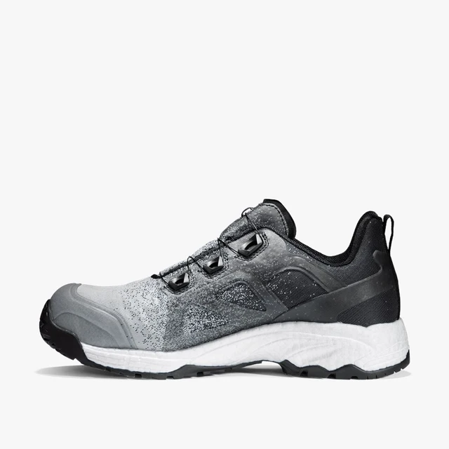 VERNESKO GRIT STR: 47 Solid Gear 