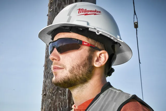 VERNEBRILLER ENHANCED TONET Milwaukee Tilbehør 